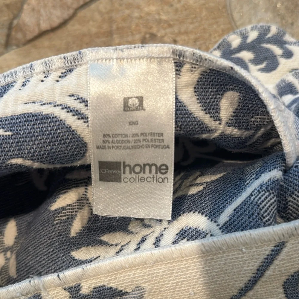 Shams Pillowcases Blue and White Floral Scroll King Size Shams Scalloped Pair